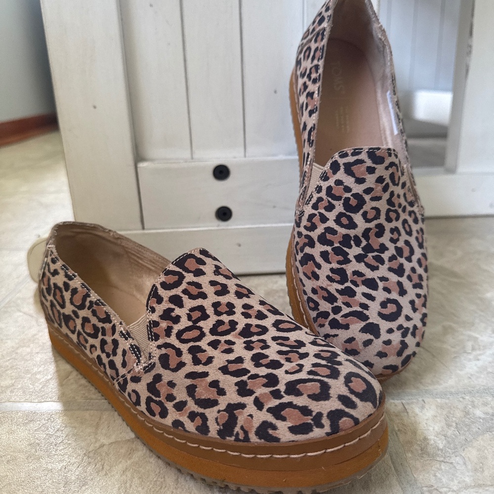 Tom’s slip on leather shoes